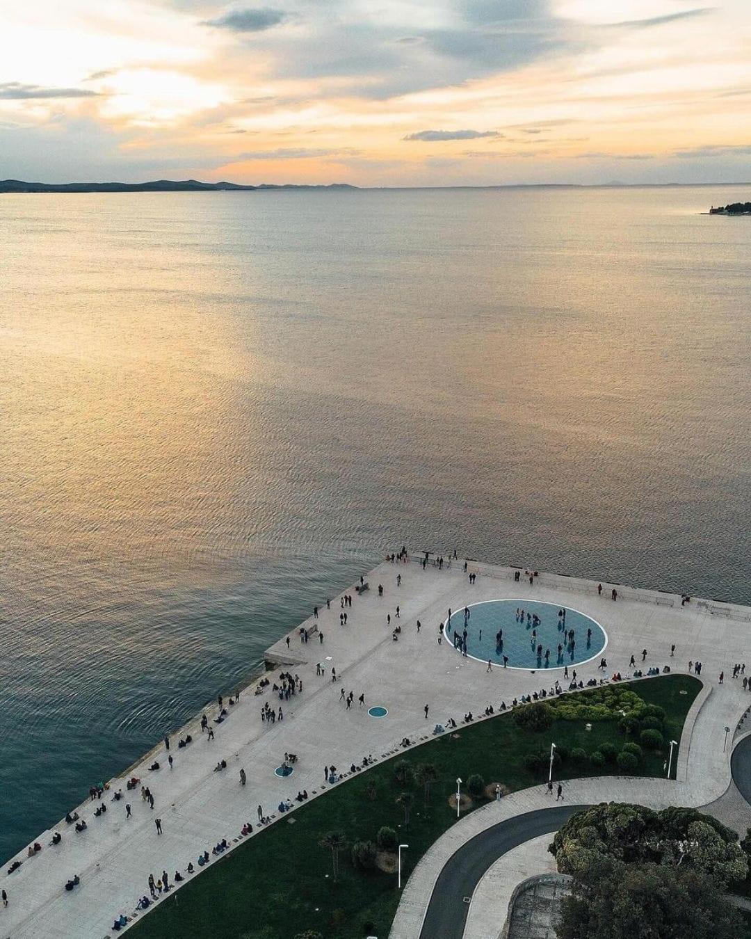 Holiday Apartments Ivano & Leo - Private Parking Zadar Dış mekan fotoğraf