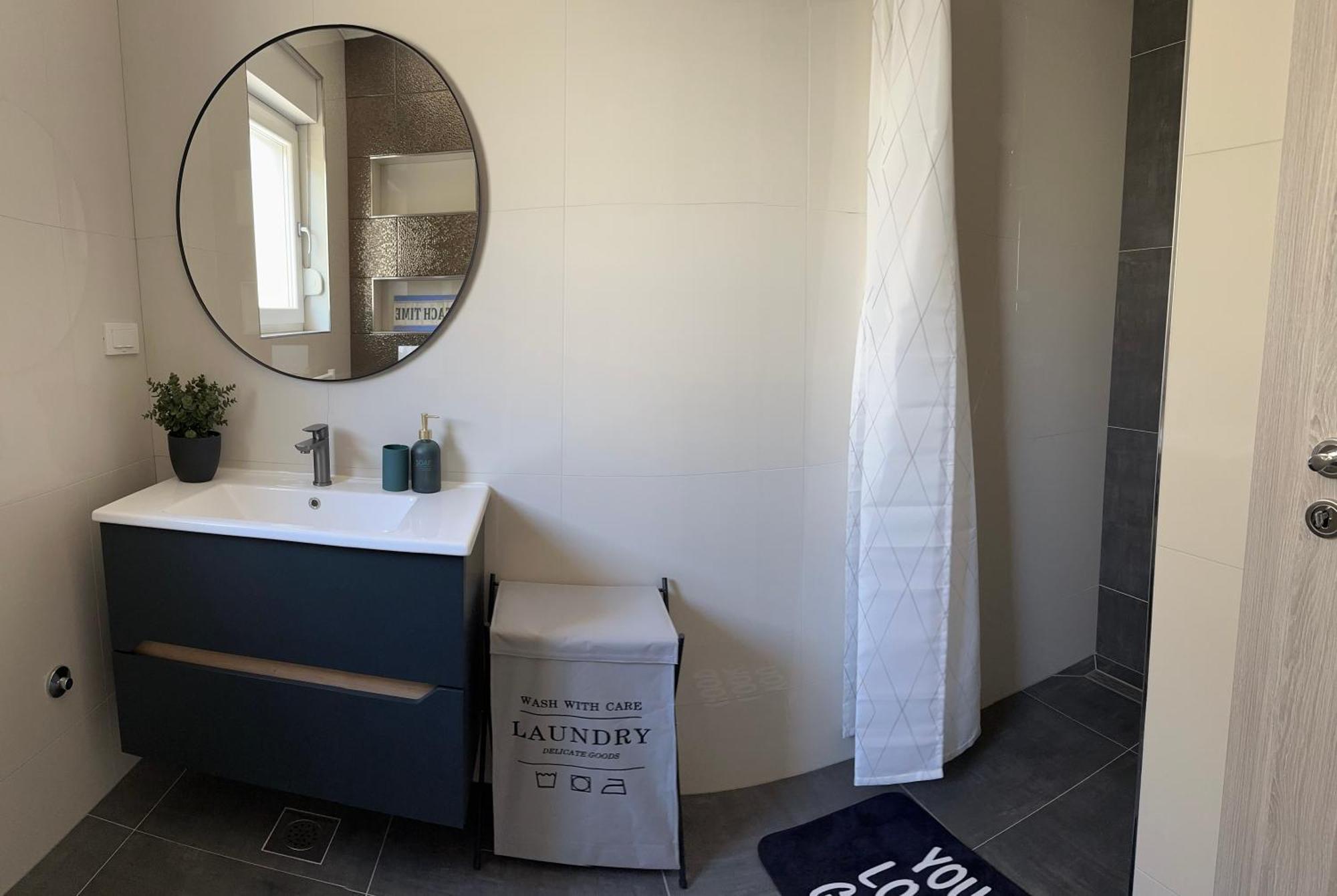 Holiday Apartments Ivano & Leo - Private Parking Zadar Dış mekan fotoğraf