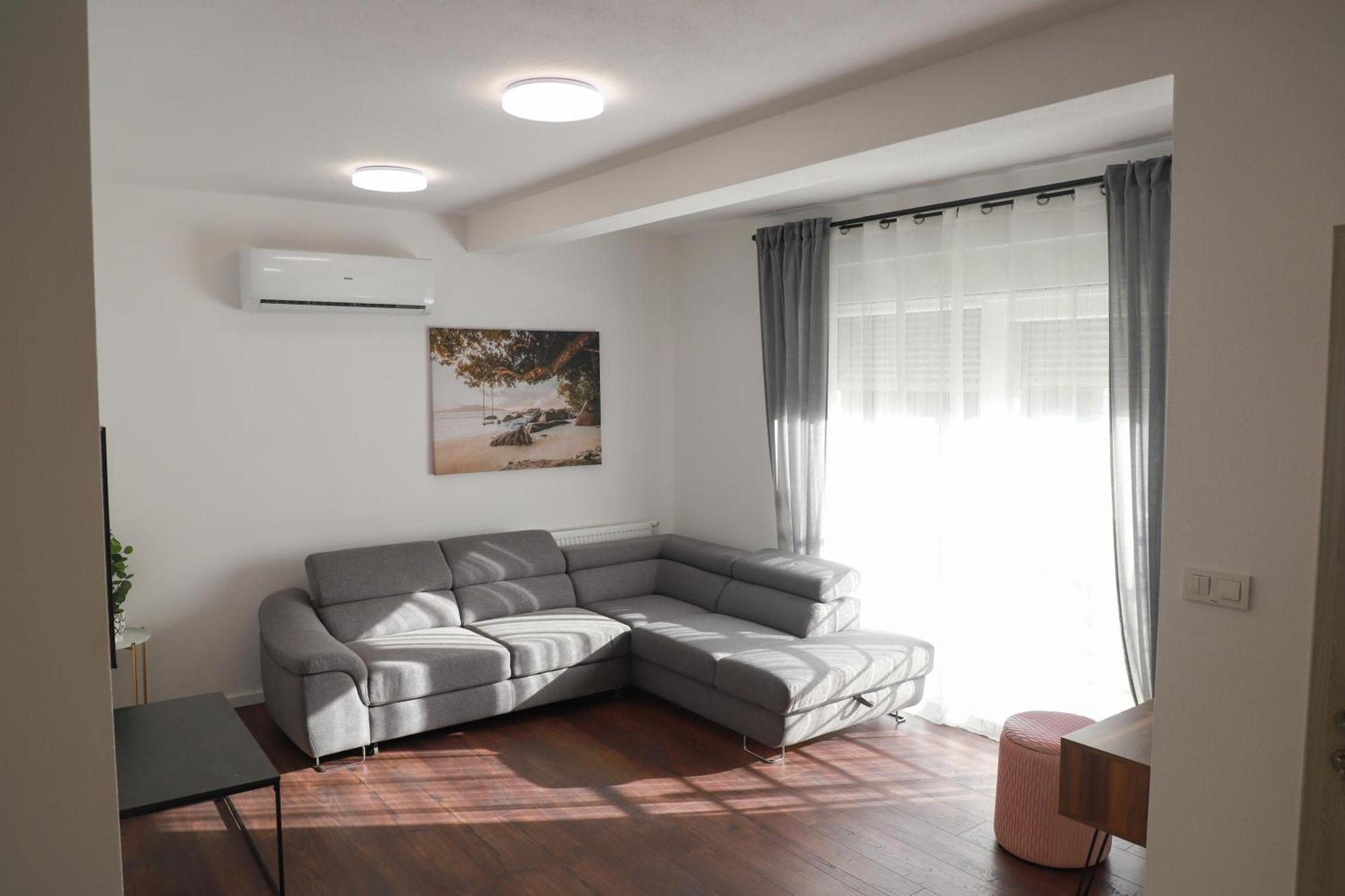 Holiday Apartments Ivano & Leo - Private Parking Zadar Dış mekan fotoğraf