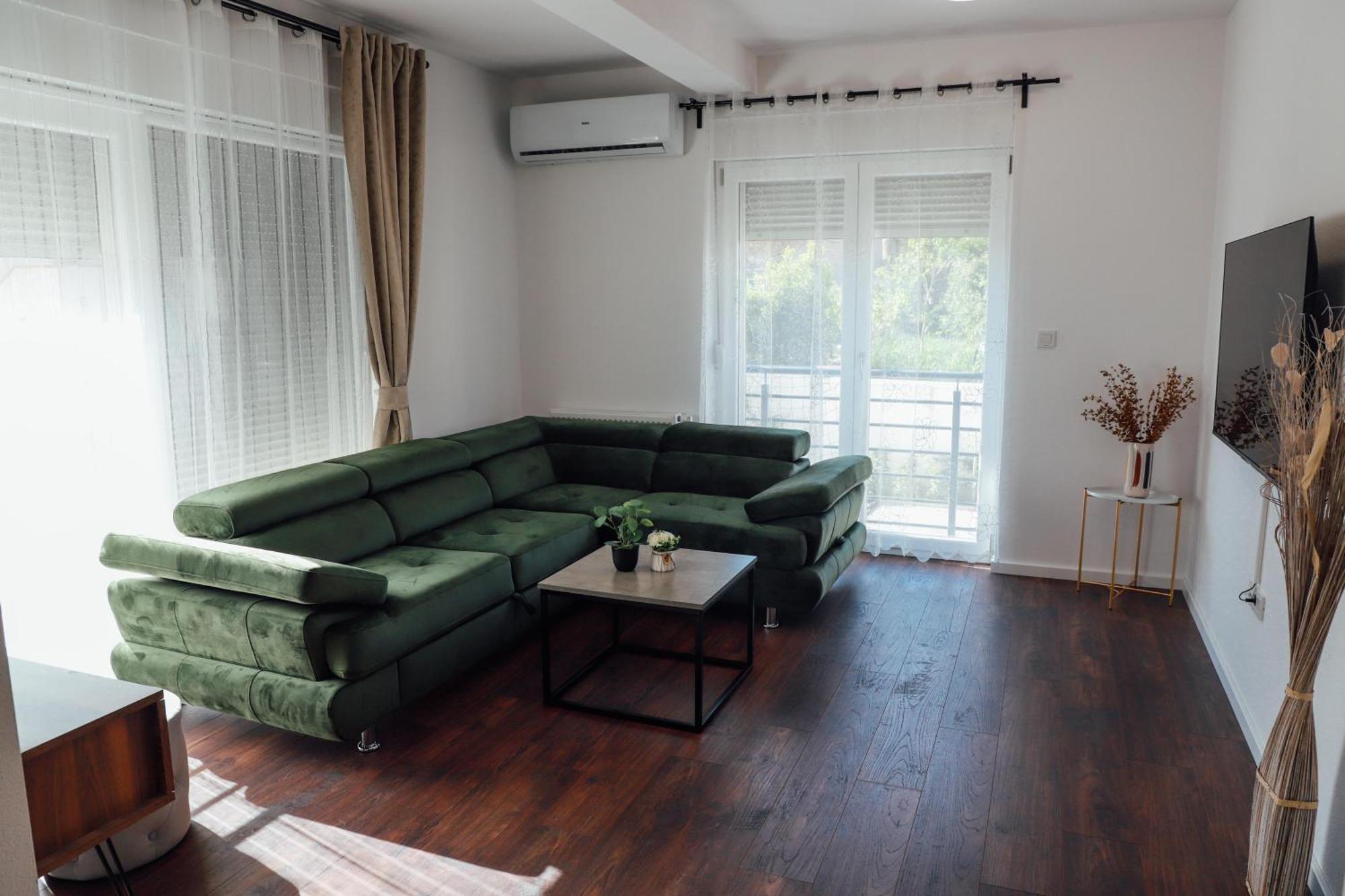 Holiday Apartments Ivano & Leo - Private Parking Zadar Dış mekan fotoğraf