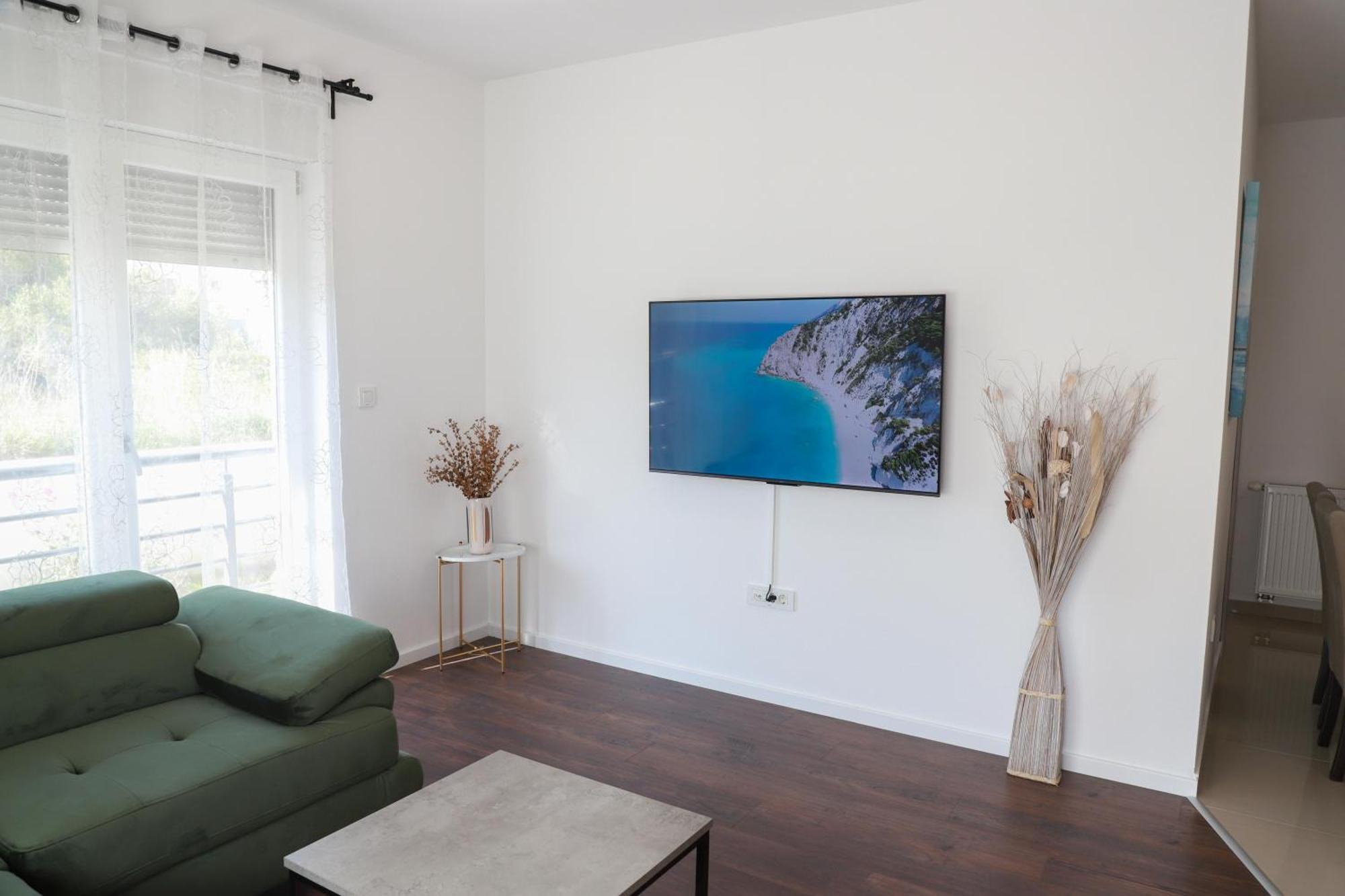 Holiday Apartments Ivano & Leo - Private Parking Zadar Dış mekan fotoğraf